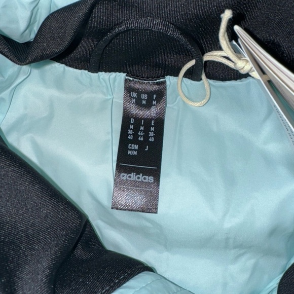 Adidas Terrex hiking Jacket - Picture 4 of 5